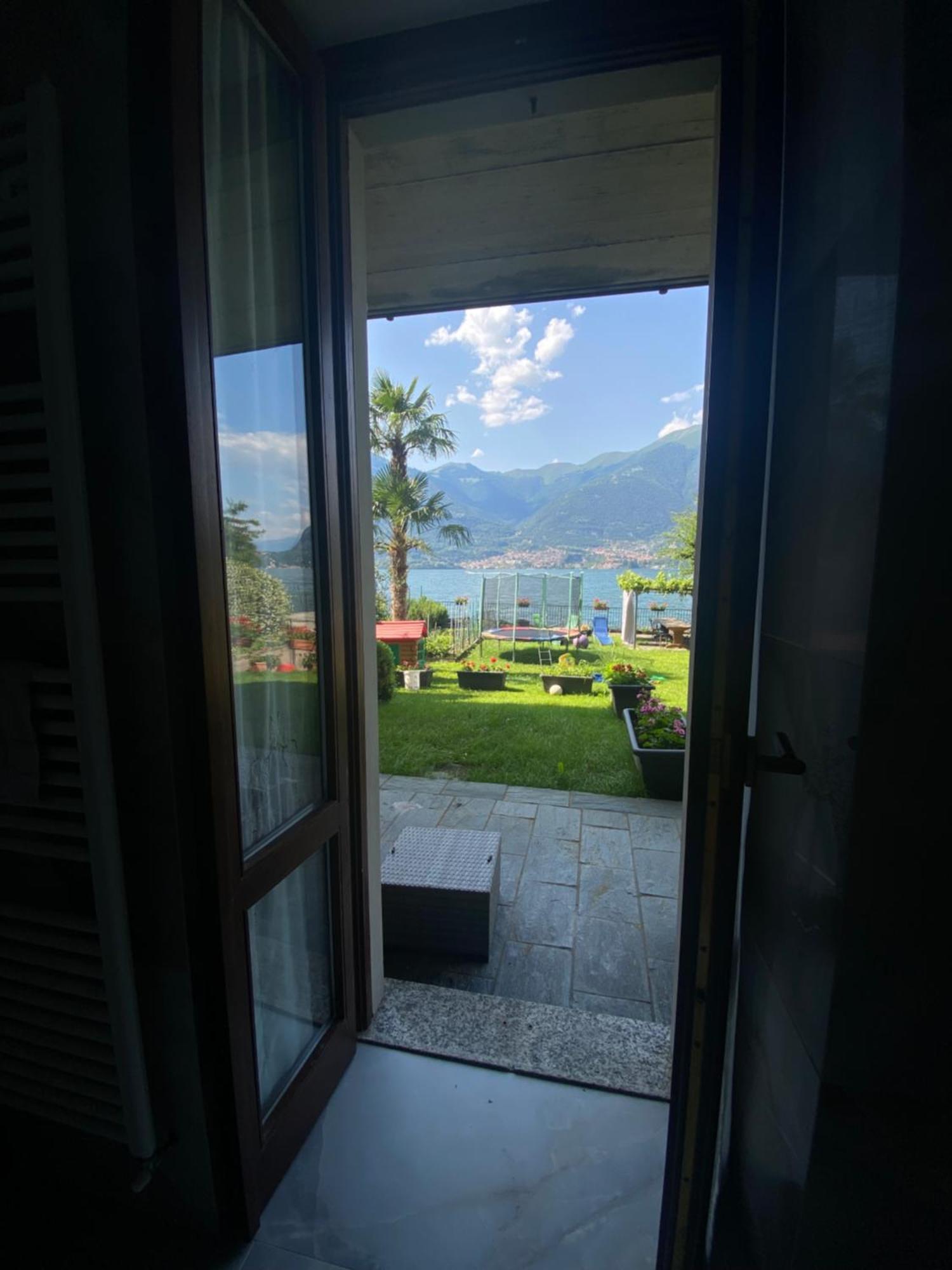 Peonia Apartment - Appartamento Vista Lago เลซเซโน ภายนอก รูปภาพ