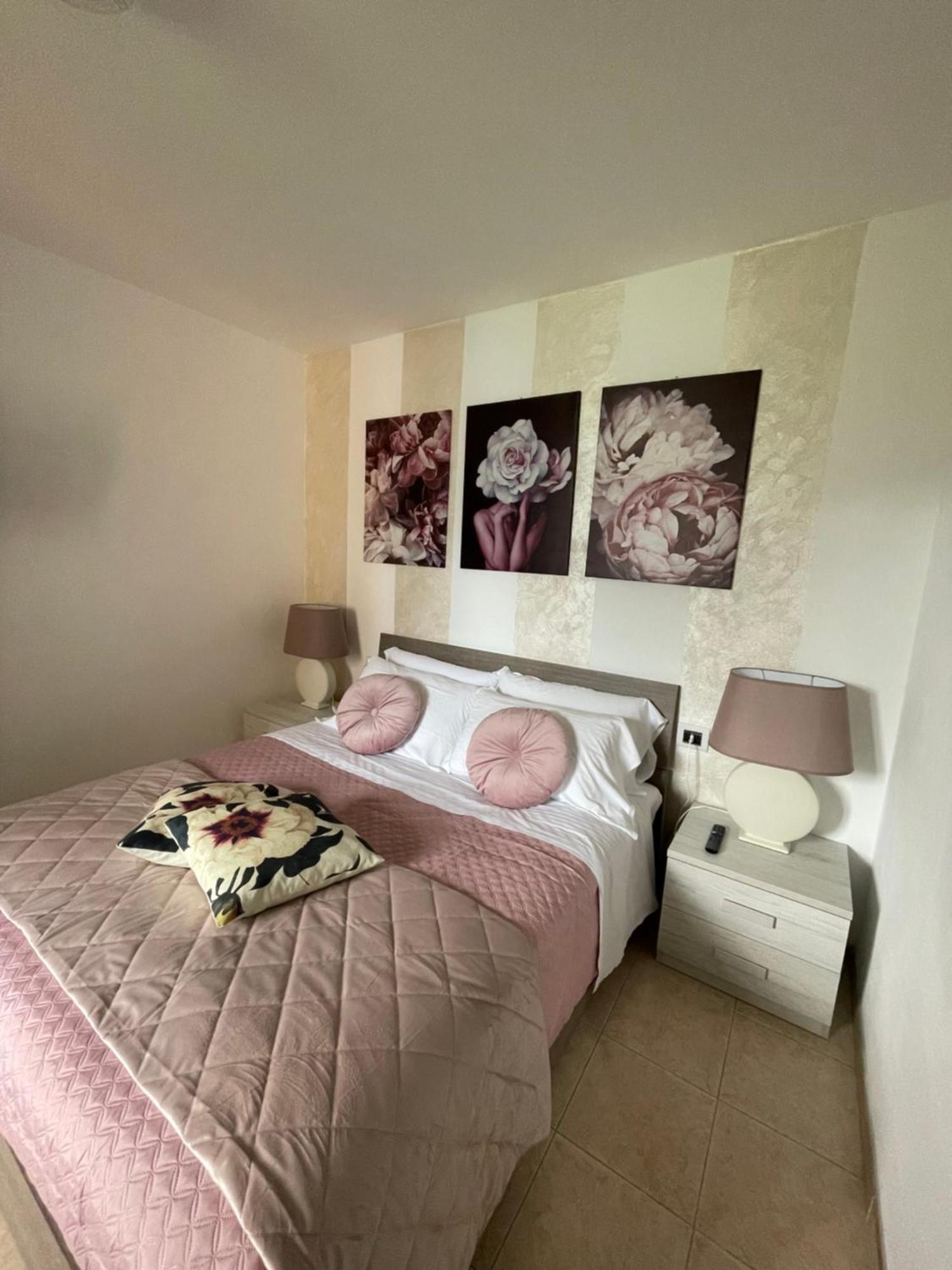 Peonia Apartment - Appartamento Vista Lago เลซเซโน ภายนอก รูปภาพ
