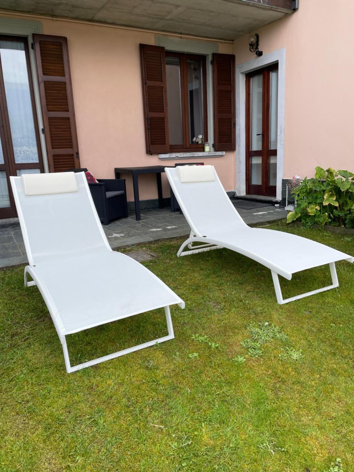 Peonia Apartment - Appartamento Vista Lago เลซเซโน ภายนอก รูปภาพ